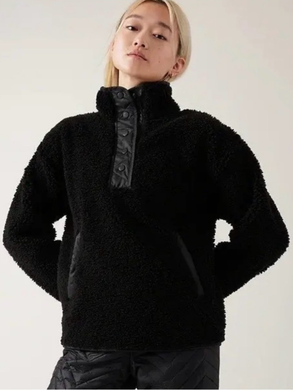 Athleta cozy snap Sherpa pullover sweater hoodie SMALL black outdoors workout gy
